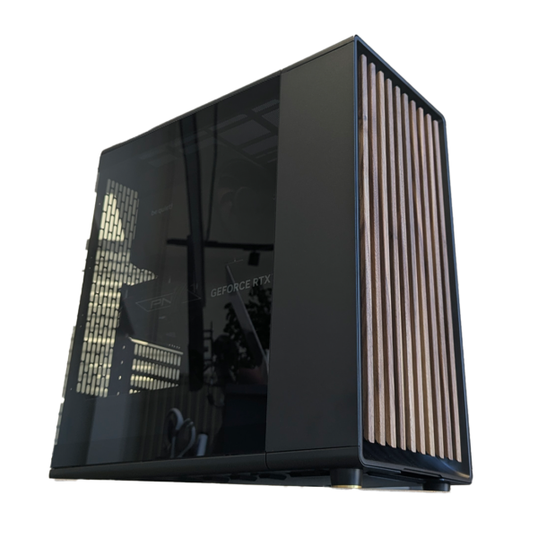 PC gamer Lynxmedia North Noir sans RGB avec boîtier boisé Fractal Design, carte graphique NVIDIA RTX 5060 Ti et processeur AMD Ryzen 5 9600X.